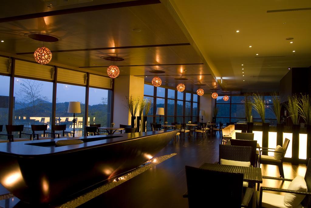 The Wen Wan Resort Sun Moon Lake Yuchi Exteriör bild